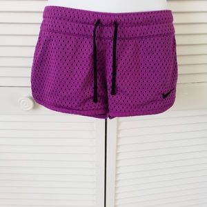 Nike Shorts Size: Small